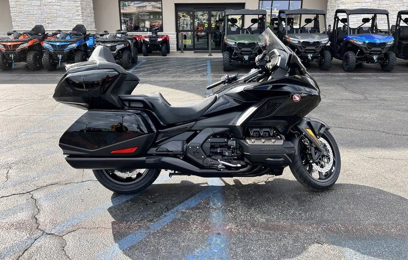 2023 Honda Gold Wing Tour for sale Whats App +13236413248
